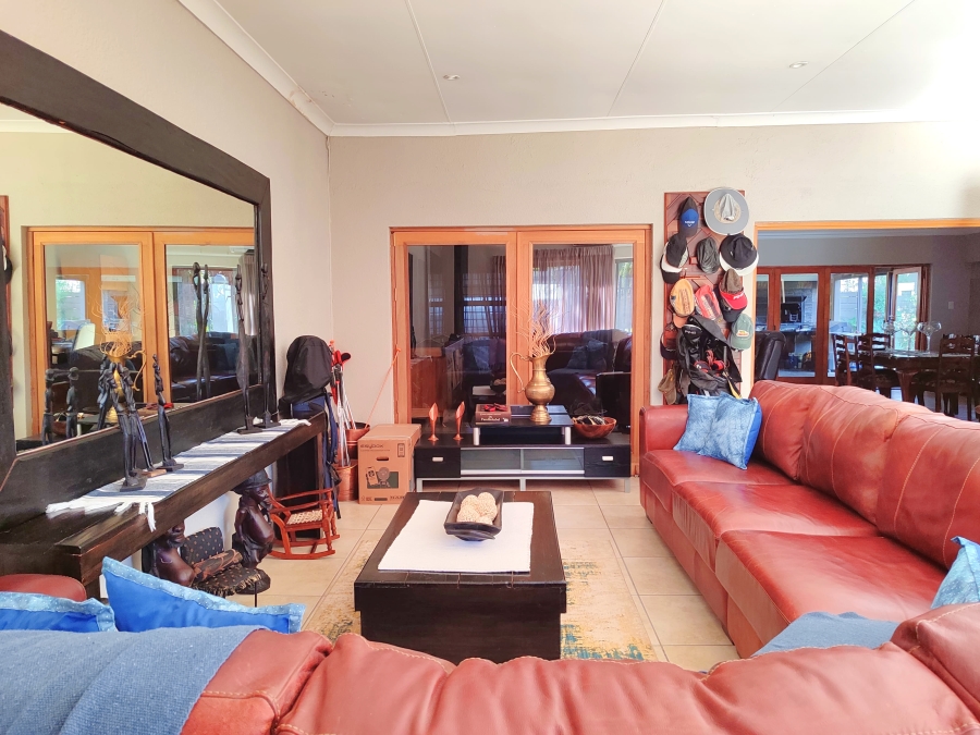 6 Bedroom Property for Sale in Doringkruin North West
